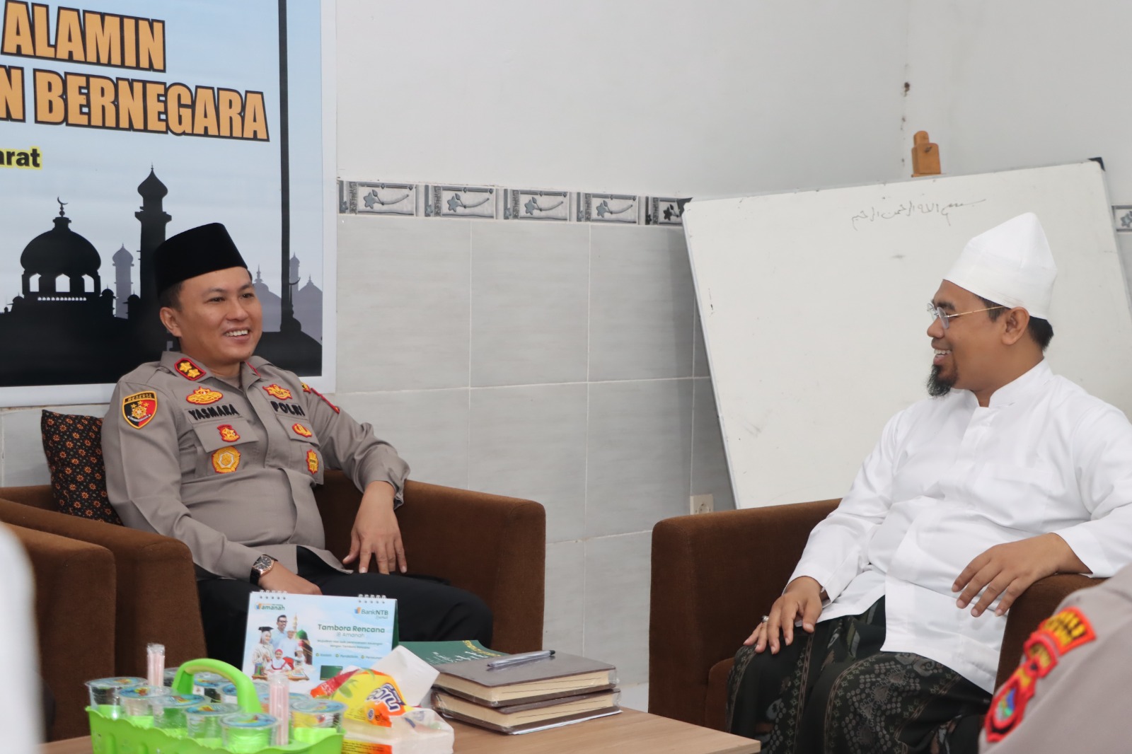 Kapolres Baru Lombok Barat Kunjungi FKUB dan Pimpinan Ponpes Nurul Madinah