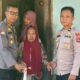 Peduli Lansia, Polres Lombok Barat Laksanakan Program Bantuan Tongkat