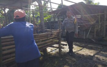Bhabinkamtibmas Dorong Kemandirian Pangan Warga Kuripan Timur