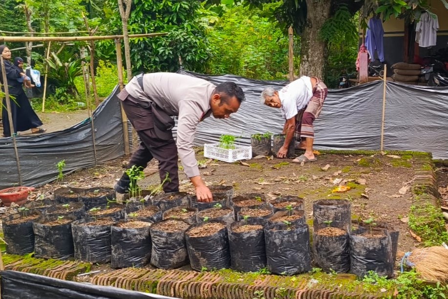 Dari Kuripan untuk Indonesia Gerakan Kemandirian Pangan Polri