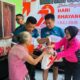Sasar Lansia Ketua Bhayangkari Cabang Lombok Utara Gelar Bakti Kesehatan dan Bansos di Anyar
