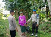 Patroli Humanis: Polsek Kuripan Bangun Sinergi dengan Warga