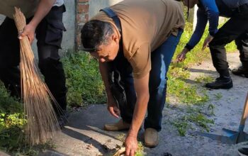 Polsek Batulayar Gelar Bakti Sosial Hari Bhayangkara di Senggigi
