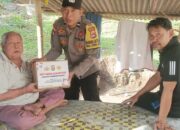 Polsek Sekotong Salurkan Bantuan Nutrisi di Dusun Sayong