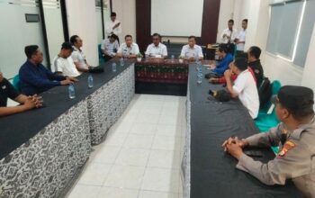 Aksi GPAN-LASKAR NTB Dikawal Ketat Polsek Mataram: Hearing Berlangsung Kondusif!