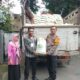 Bhabinkamtibmas Polsek Mataram Pastikan Bantuan Beras Pemerintah Tepat Sasaran dan Aman Terdistribusi