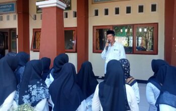 Kopi Pagi Penuh Inspirasi: Kepala MAN Lombok Barat Kobarkan Semangat Akuntabel, Produktif, dan Inovatif