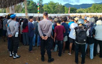 Paguyuban Patih Girang Rayakan Ulang Tahun dengan Peresean di Mareje Timur