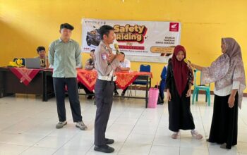 SMKN 2 Gerung Jadi Lokasi Edukasi Safety Riding Satlantas Lombok Barat