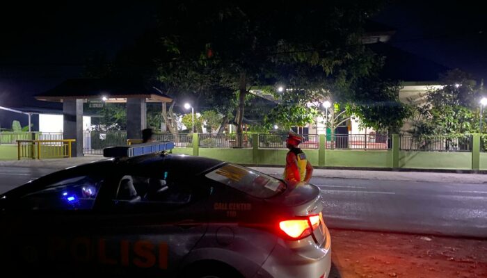 Patroli Dini Hari di Kediri, Polsek Fokus Tekan Kriminalitas 3C dan Balap Liar