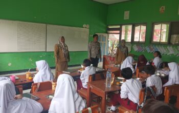 Program Makan Bergizi Gratis Resmi Bergulir di Desa Cendi Manik, Lombok Barat