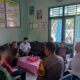 Bhabinkamtibmas Pejanggik Selesaikan Masalah Kenakalan Pelajar, Kedepankan Pendekatan Problem Solving