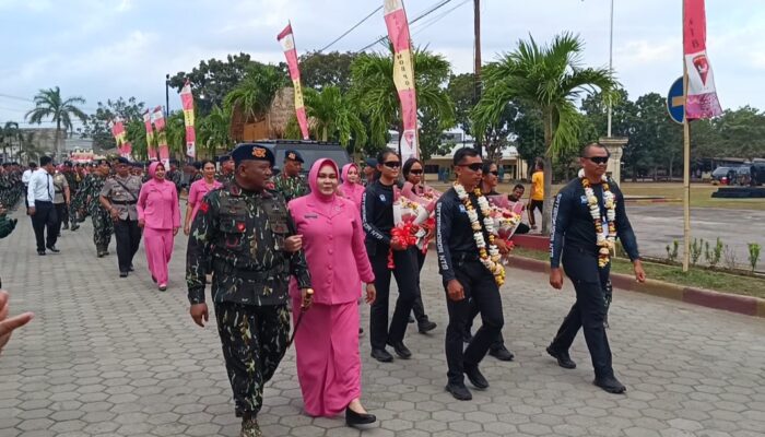 Sambut Meriah Kedatangan Srikandi Brimob NTB Kembali ke Markas Usai Ukir Sejarah di Kancah Nasional