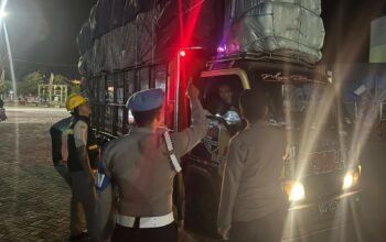Pengamanan Ketat di Pelabuhan Lembar, Polsek Pastikan Arus Bongkar Muat Aman