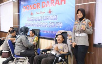 Hari Lalu Lintas Bhayangkara ke-70, Polres Lombok Barat Donorkan 54 Kantong Darah