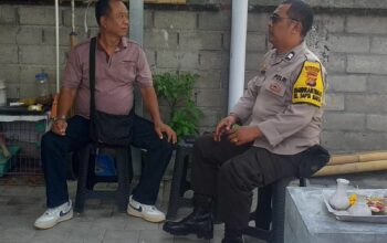 Jaga Keamanan Lingkungan, Bhabinkamtibmas Sapta Marga Ajak Tokoh Masyarakat Perkuat Kondusivitas