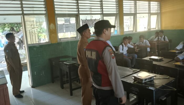 Polsek Bayan Pantau Program Makan Bergizi Gratis di SMAN 1 Bayan