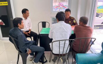 Polsek Sandubaya Serahkan Tersangka Kasus Penganiayaan Hingga Tewas ke Kejari Mataram