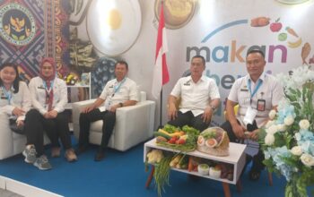 Seminar UMKM di Lombok Tengah: Sinergi UMKM dan MBG Jadi Fokus Sesdep BGN RI