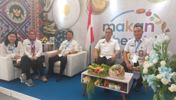 Seminar UMKM di Lombok Tengah: Sinergi UMKM dan MBG Jadi Fokus Sesdep BGN RI