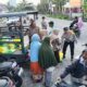 Polsek Narmada Bersama Bhayangkari Kembali Sukses Gelar GPM di Pasar Keru