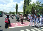 Polsek Selaparang Gelar Rawan Siang, Amankan Pelajar Saat Pulang Sekolah