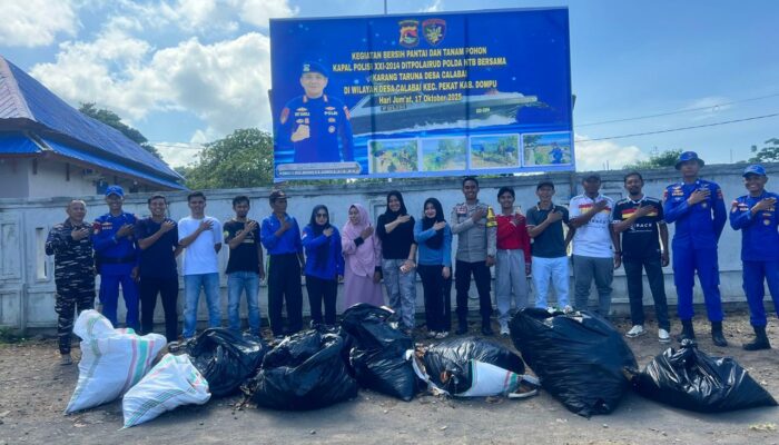 Jaga Ekosistem Pesisir: Polairud Polda NTB dan Masyarakat Bersatu Lestarikan Pantai Sigi Melalui Gotong Royong