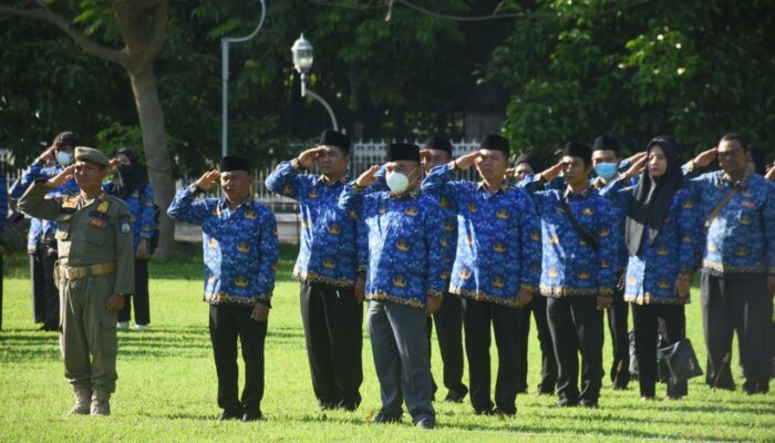 Upacara HKN: Pj. Sekda NTB Ajak ASN Perkuat Loyalitas, Disiplin, dan Ketulusan dalam Mengabdi