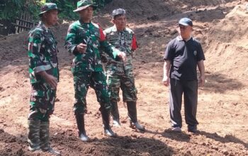 Akselerasi Pembangunan Desa: Dansatgas TMMD 126 Tinjau Langsung Rabat Beton Rawan Longsor di Lingsar
