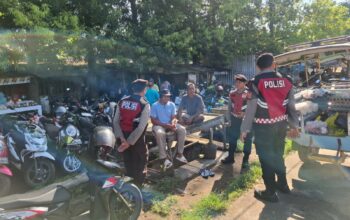 Inovasi KEMOS 110 Disosialisasikan Sat Samapta Polres Lobar di Desa Gerung Selatan