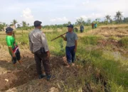 Sinergi Polri dan Petani Wujudkan Ketahanan Pangan di Karang Bongkot