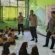 Polisi Masuk Sekolah: Cegah Bullying dan Kenakalan di Sekotong