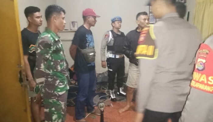 Jaga Ketertiban Malam: Polsek Selaparang, Pamapta, dan Babinsa Sidak Kafe di Mataram Barat, Tindak Lanjuti Aduan Musik Bising