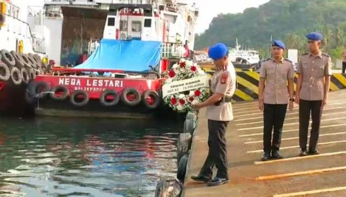 HUT Ke-75 Polairud: Ditpolairud Polda NTB Gelar Upacara Tabur Bunga di Laut, Hormati Jasa Pahlawan Bahari