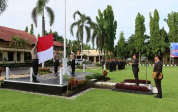 Refleksi Hari Pahlawan ke-80: Polres Lombok Barat Kobarkan Jiwa Nasionalisme