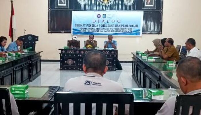 Ciptakan Iklim Usaha Kondusif dan Antisipasi Potensi Konflik, KSPSI NTB Dan APINDO NTB Gelar Dialog  Dengan Disnakertrans NTB