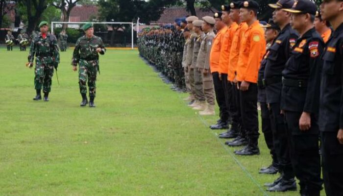 Peringatan Hari Juang Infanteri ke-77: Pangdam IX/Udayana Pimpin Upacara Khidmat di Mako Yonif 742/SWY