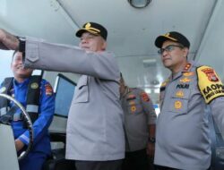 Pastikan Keamanan Perairan, Kapolda NTB Pimpin Langsung Patroli Laut di Sekotong Jelang Tahun Baru 2026