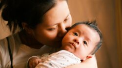 7 Tanda Baby Blues pada Ibu yang Wajib Ayah Pahami