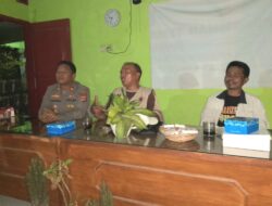 Hadiri Rapat Kepala Lingkungan di Petemon, Kapolsek Mataram Tekankan Pentingnya Keadilan dan Harkamtibmas