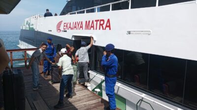 Amankan Wisatawan, Sat Polairud Jaga Ketat Pelabuhan Senggigi