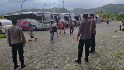 Awal Tahun 2026, Kapal Pesiar MS Regatta Bawa 620 Wisman ke Lombok